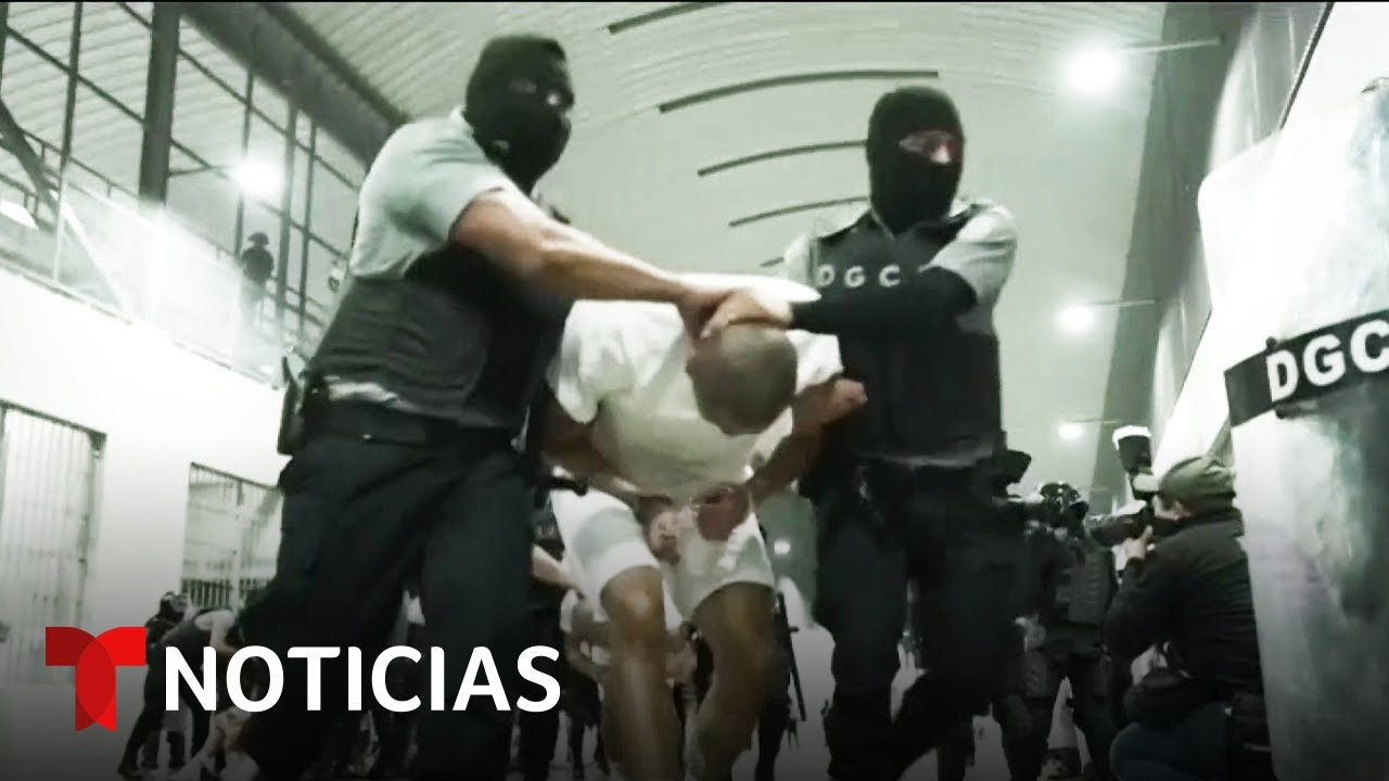 La Corte Suprema frena los vuelos de deportación de venezolanos a El Salvador | Noticias Telemundo