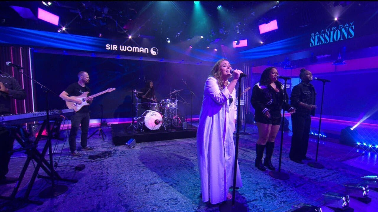 Saturday Sessions: Sir Woman performs "Highroad"