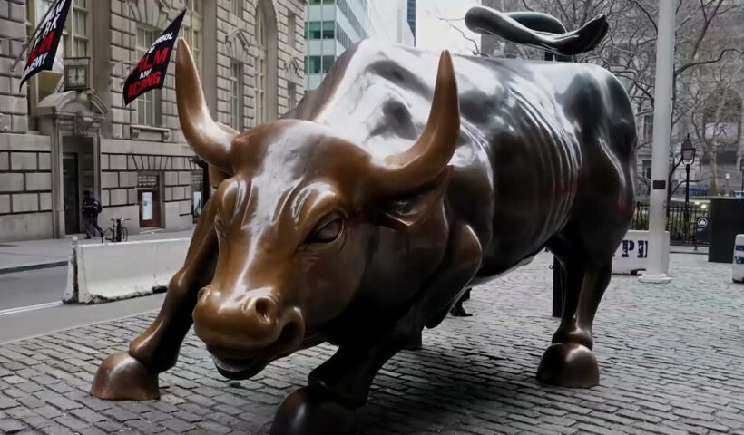 Wall Street choppy as Eli Lilly jumps, UnitedHealth plunges | REUTERS
